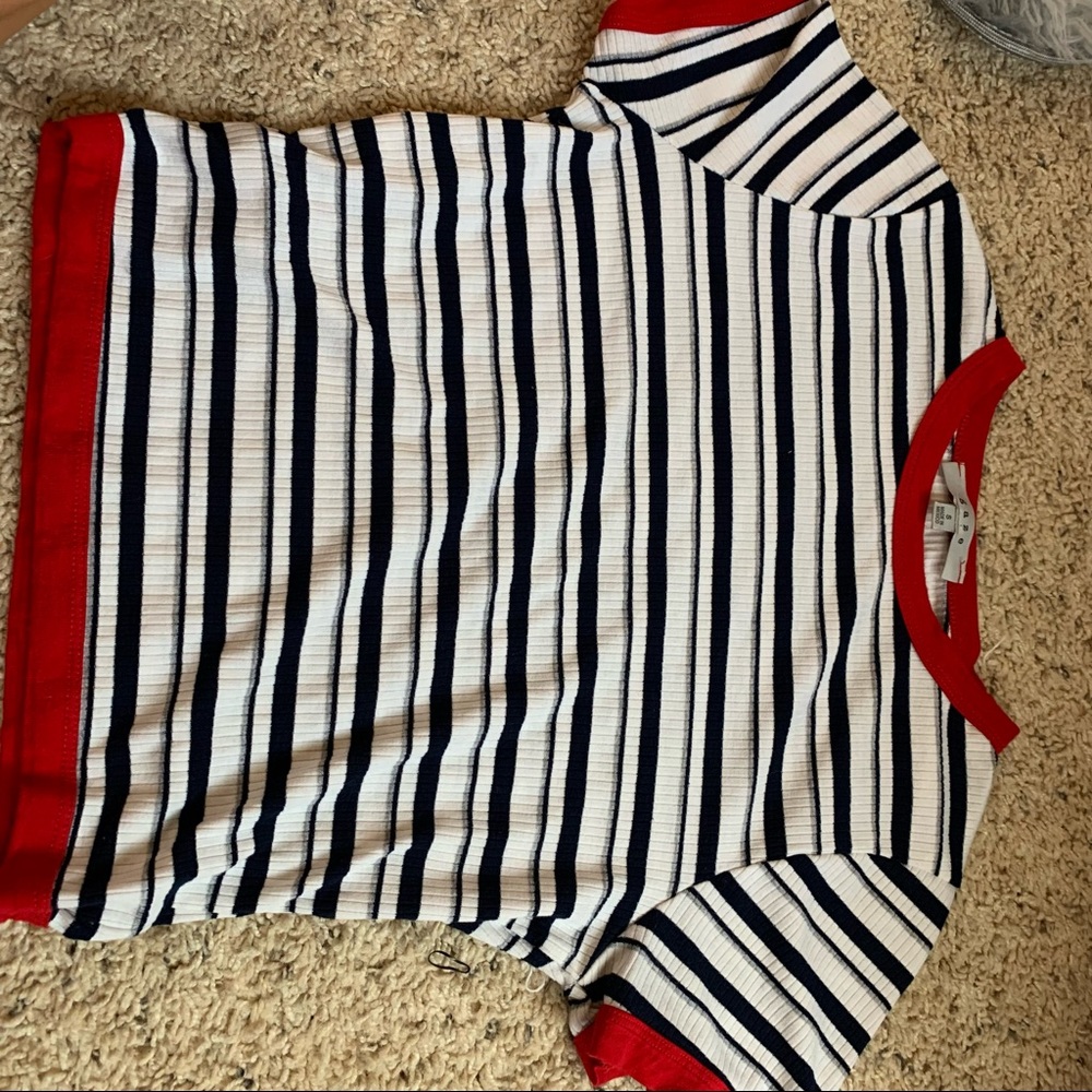 Cute striped t shirt